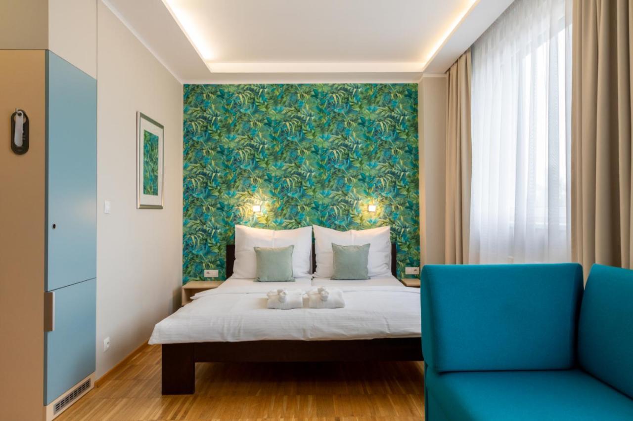 Hotel Abacie & Wellness Valasske Mezirici Exterior photo